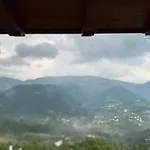 Miramontino Mountain & Bed & Breakfast